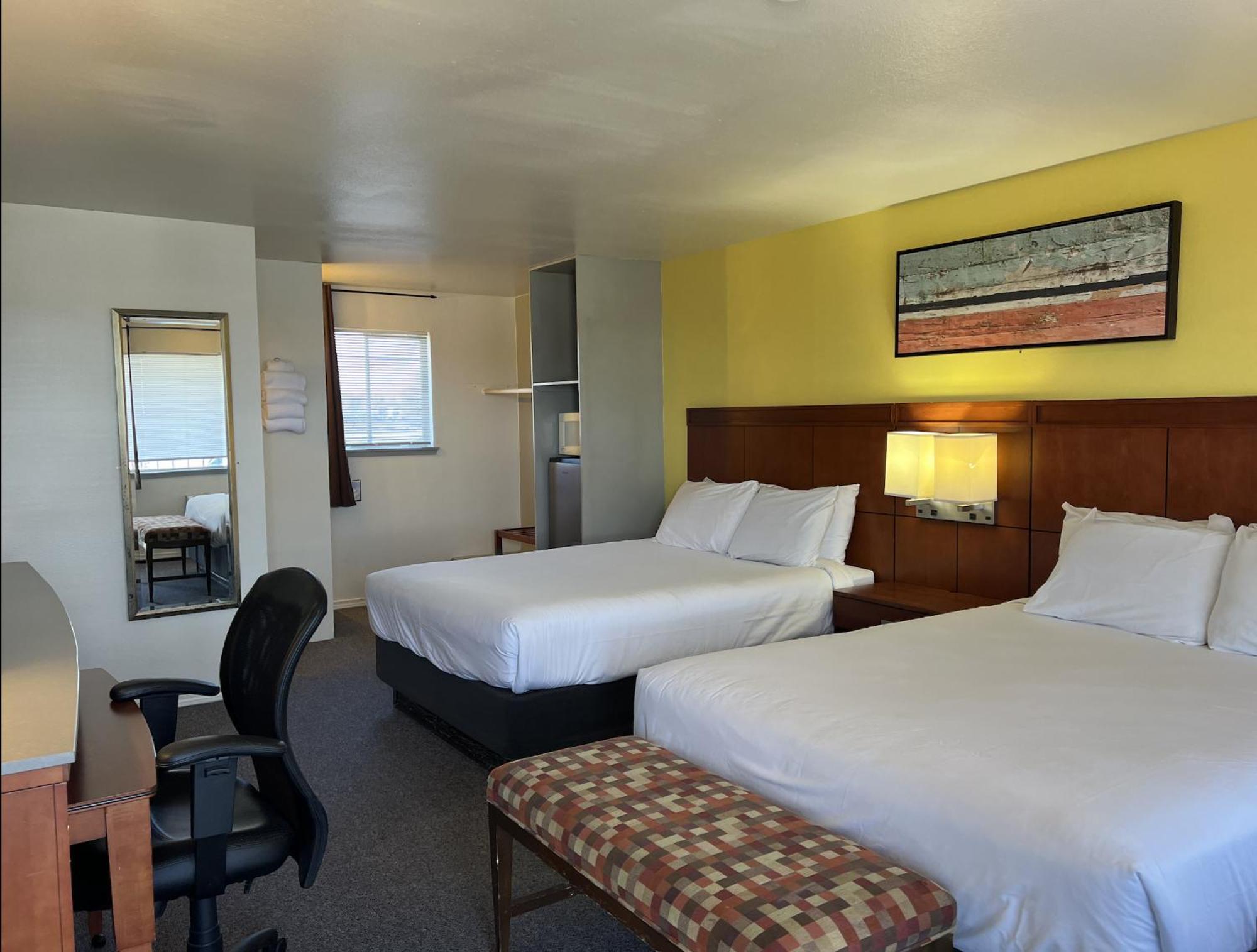 Lakeshore Inn Water Front Moses Lake Exterior photo